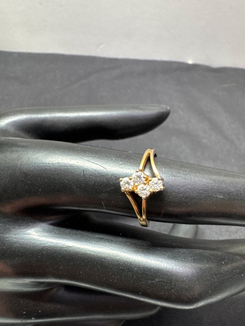 Vintage 80s Korea Cluster Ring Size 7 Cubic Zirconia CZ Four Stones White Clear